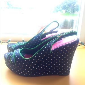 GUC Lilly Pulitzer Blue & Green Polk-a-dot Wedges